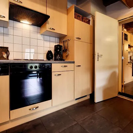Nice In A Monumental Square Farm Casa vacanze Richelle
